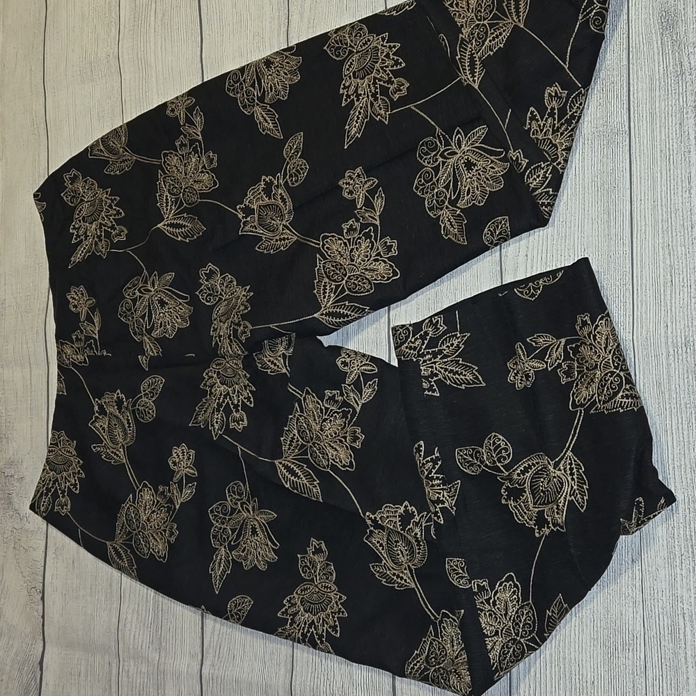 Tommy Bahama Women's Floral Embroidered Silk Pants Black and Tan Size 10 - Picture 2 of 9
